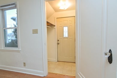 1715 W Wisconsin Ave, Appleton, WI 54914 - photo 2