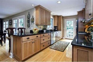 30 Arlington St, Winchester, MA 01890 - photo 4