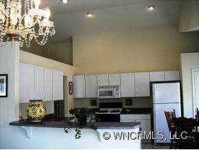 Extra large kitchen!
