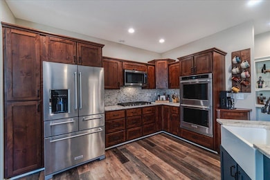 303 Fiddler Ct SE, New Prague, MN 56071 - photo 3