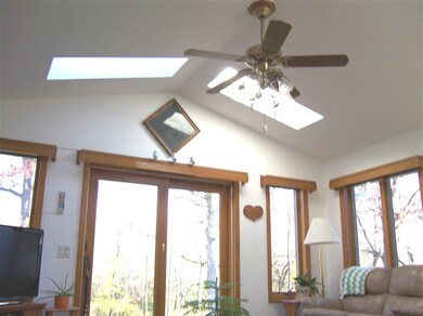 4200 Schneider Dr, Oregon, WI 53575 - photo 6