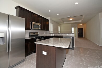 9913 Waddie Ln, San Antonio, TX 78254 - photo 4