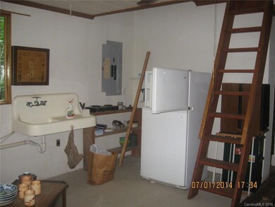 89 Narrow Way Rd unit 1, Burnsville, NC 28714 - photo 4