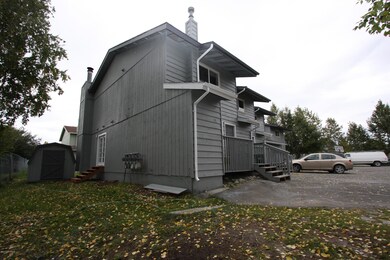 7430 Woburn Circle Side View