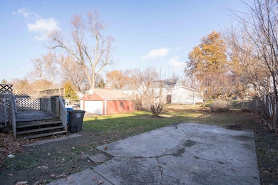 1243 Merle Hay Rd, Des Moines, IA 50311 - photo 3