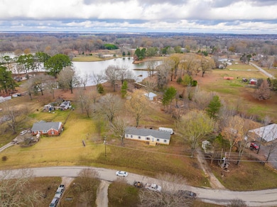 395 Charlotte Dr, Oakland, TN 38060 - photo 4