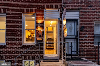 2057 Watkins St, Philadelphia, PA 19145 - photo 4