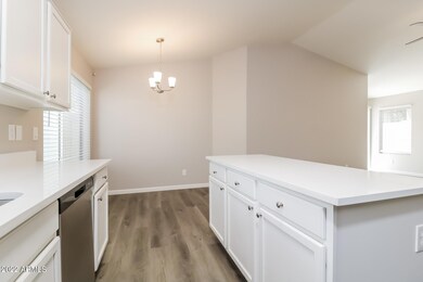 007-photo-kitchen-11536847