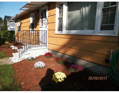 18 Oran St, Worcester, MA 01605 - photo 3