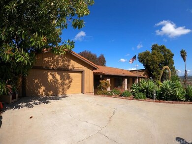 360 Wilshire Rd, Oceanside, CA 92057 - photo 2