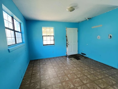 6040 Wiley, McDavid, FL 32568 - photo 5