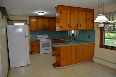 552 Stone Rd, Windsor, CT 06095 - photo 7