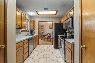 25145 S Shepherd Dr, Claremore, OK 74019 - photo 5