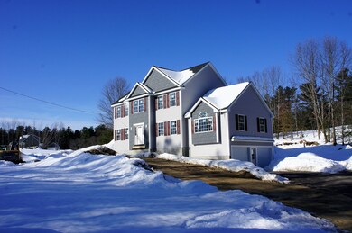 600 Colburn Ave, Dracut, MA 01826 - photo 2