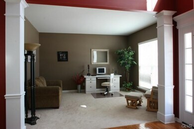 6669 Trafalgar Dr, Macungie, PA 18062 - photo 7