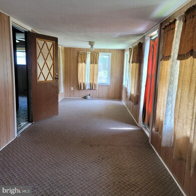 398 Ferry Landing, Colonial Beach, VA 22443 - photo 7