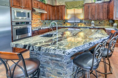 Kitchen (4)-SMALL