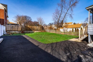 257 Fulton St, Woodbridge, NJ 07095 - photo 4