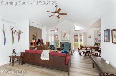 6129 Westbrooke Dr unit 10, West Bloomfield, MI 48322 - photo 4