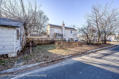 33 Kentucky Ave, North Middletown, NJ 07748 - photo 5