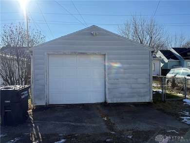 1515 Patterson Rd, Dayton, OH 45420 - photo 4