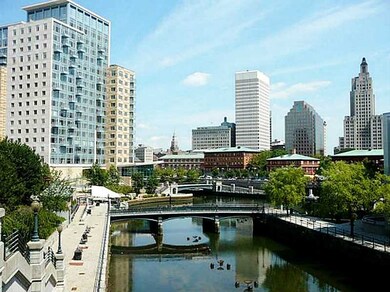 Waterplace unit 1014, Providence, RI 02903 - photo 2