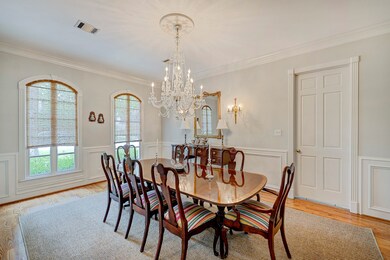 238 Warrenton Dr, Houston, TX 77024 - photo 4