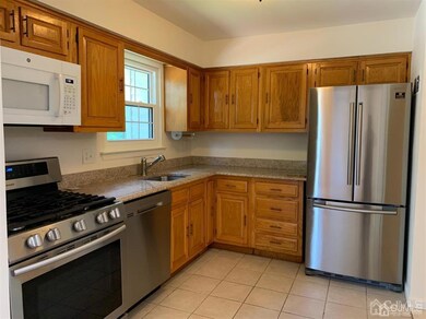 1206 Maple Hill Dr, Woodbridge, NJ 07095 - photo 6