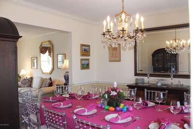 Spacious Dining Room