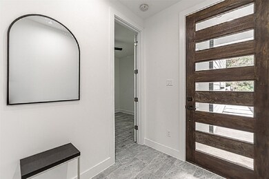 4944 Creekmont Dr, Houston, TX 77091 - photo 5