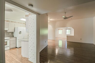 kitchen/ family room