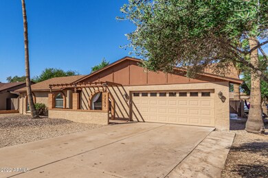 2202 S Extension