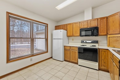 Woodsong_Way_5969_Kalamazoo_49009-3