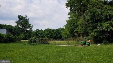 2108 Thistlebloom Rd, Gwynn Oak, MD 21207 - photo 6