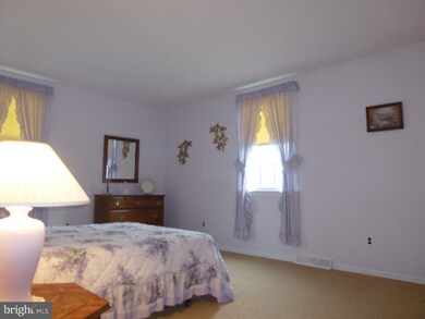 1775 Cardinal Way, Hatfield, PA 19440 - photo 5
