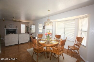 Eat-In Kitchen