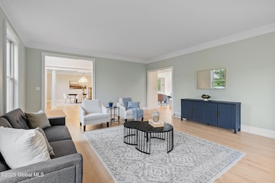 145-web-or-mls-1014-catherines-woods-dr
