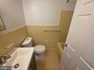 3921 Lankenau Ave unit 2F, Philadelphia, PA 19131 - photo 7