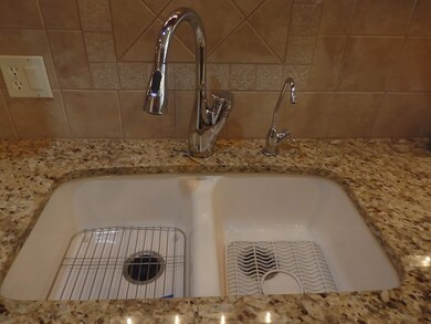 208 Clyde Run, Fredericksburg, TX 78624 - photo 7