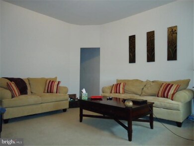 358 E Hector St unit 1ST FL, Conshohocken, PA 19428 - photo 3