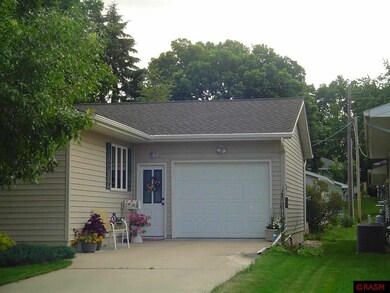 804 N Garden St, New Ulm, MN 56073 - photo 2