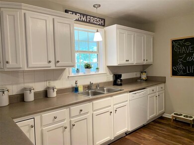 127 Millbrook Dr, Warner Robins, GA 31088 - photo 6