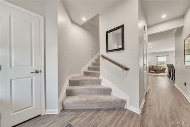 1st Floor Entry