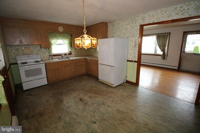 30 Ling St, Fords, NJ 08863 - photo 7