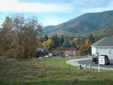 106 Vista Cir, Rogue River, OR 97537 - photo 6