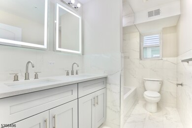 32 Garibaldi Ave unit 1, Newark, NJ 07114 - photo 6