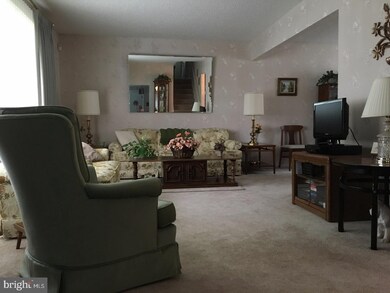 534 Hollywood Dr, Magnolia, NJ 08049 - photo 4