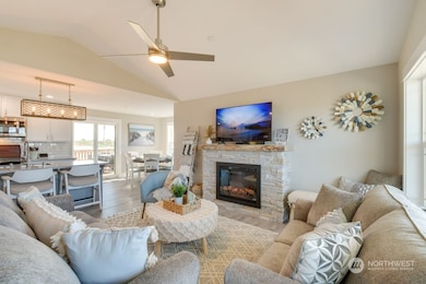 987 Alida Ct SE, Ocean Shores, WA 98569 - photo 3