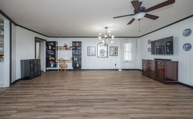 8-web-or-mls-2786TudorRd_09
