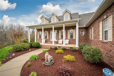 961 Colleton Meadow Dr unit 37, Clover, SC 29710 - photo 3